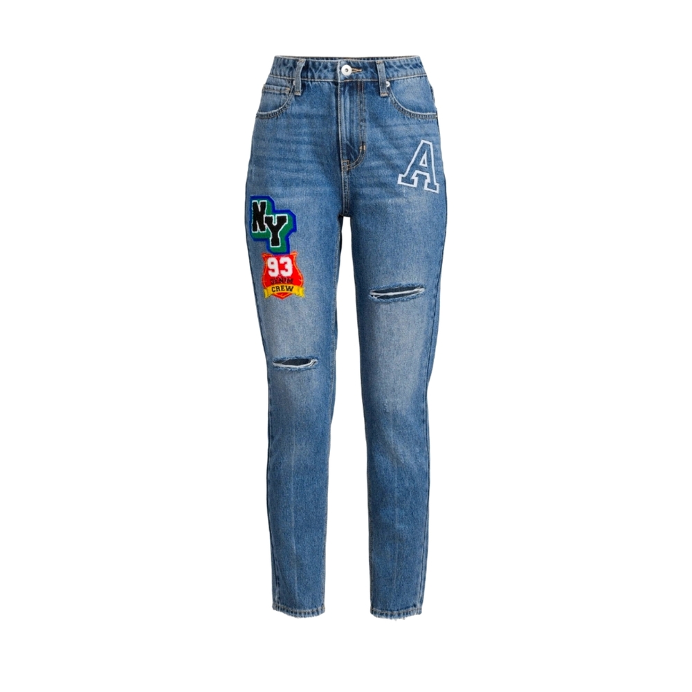 No Boundaries Junior Mom Jeans size 3 New!!!